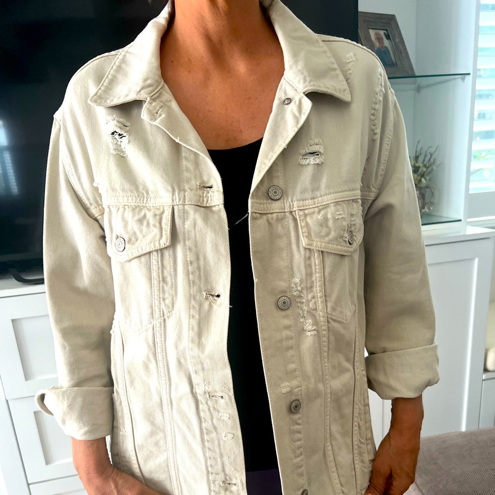 Destroyed Long & Lean Trucker Jacket
